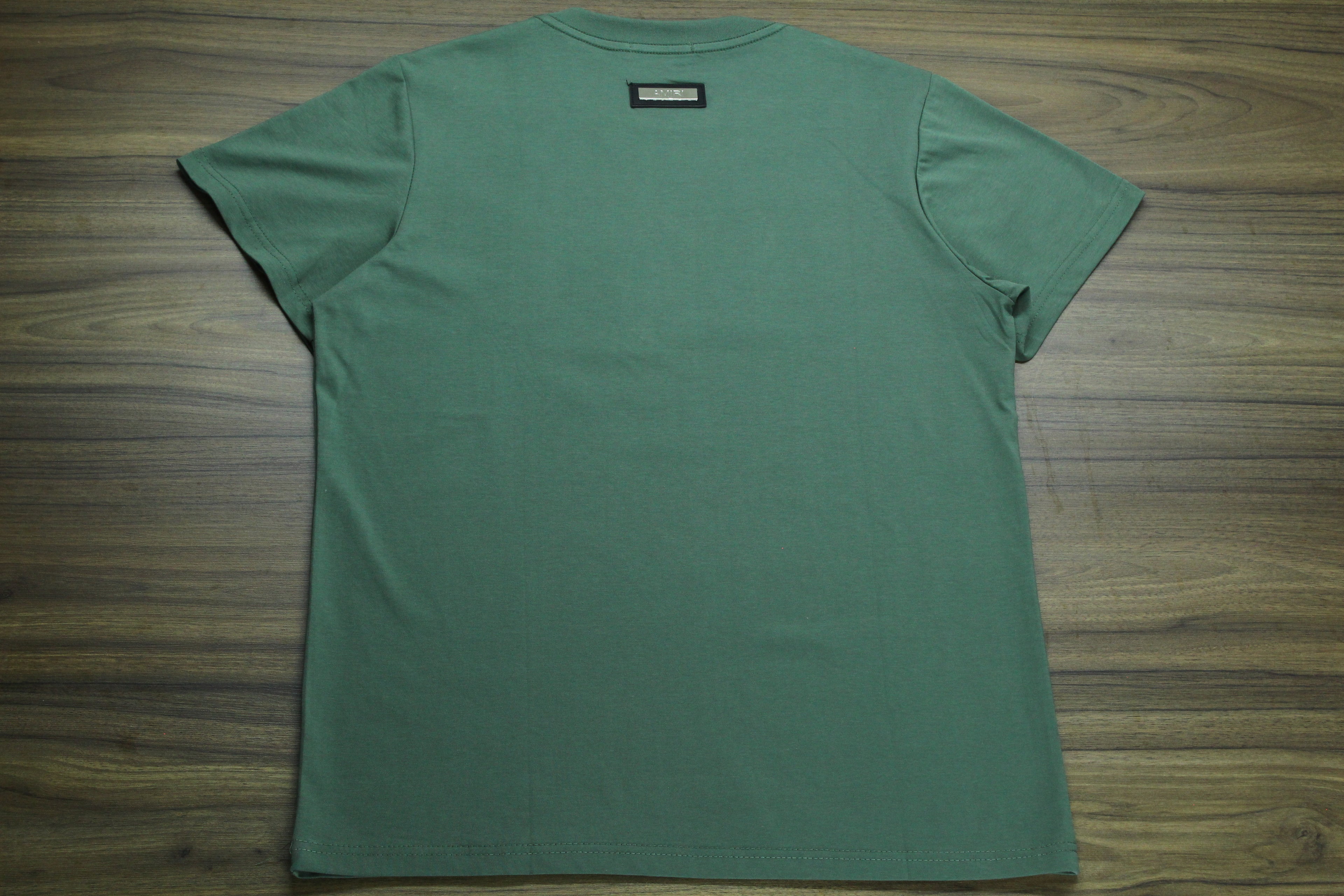 Camiseta Heavyweight Verde Militar Letras Tono a Tono — Estampado Premium | JULALE DROP 01