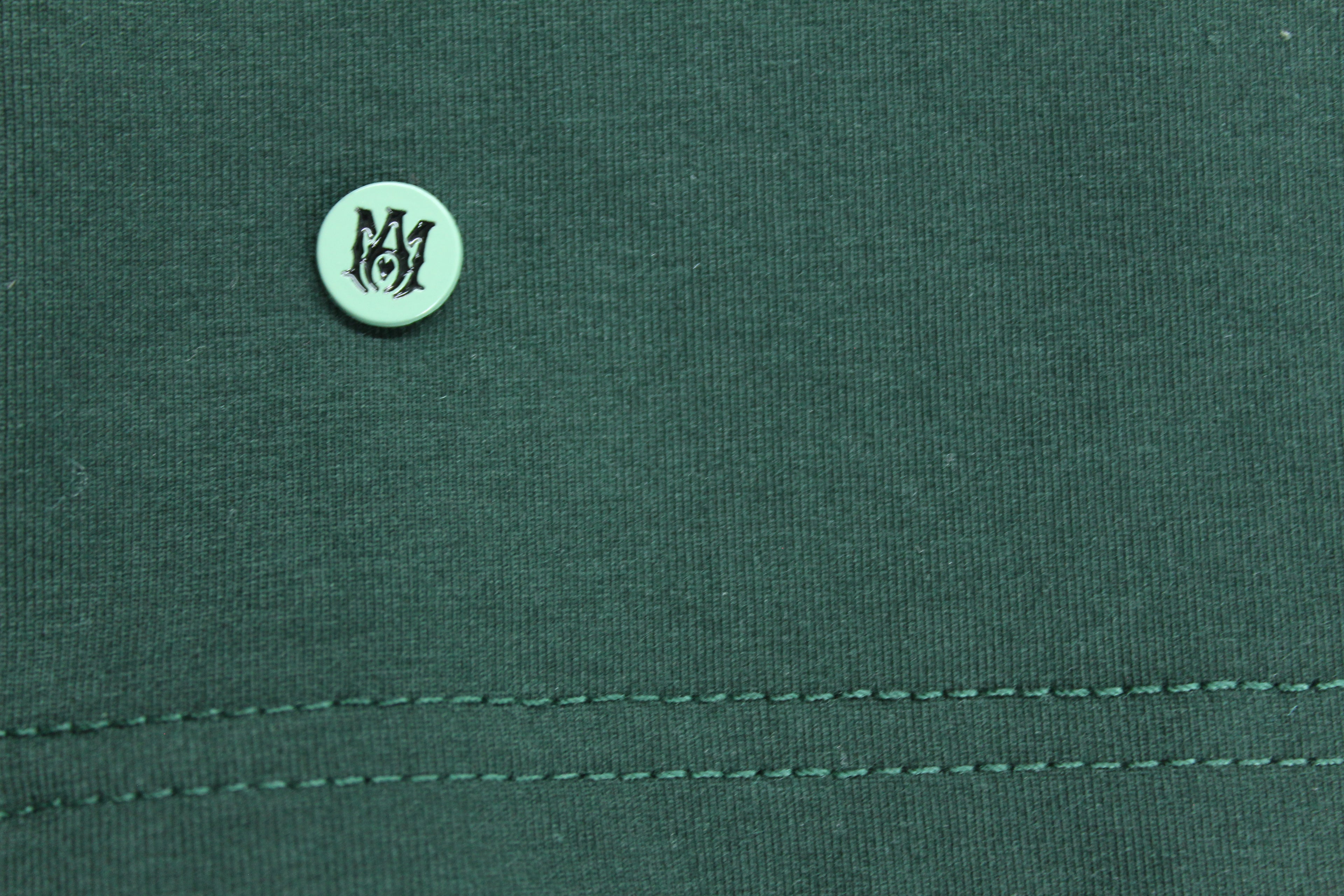 Camiseta Heavyweight Verde Oscuro Monograma Texturizado — Bordado Premium | JULALE DROP 01