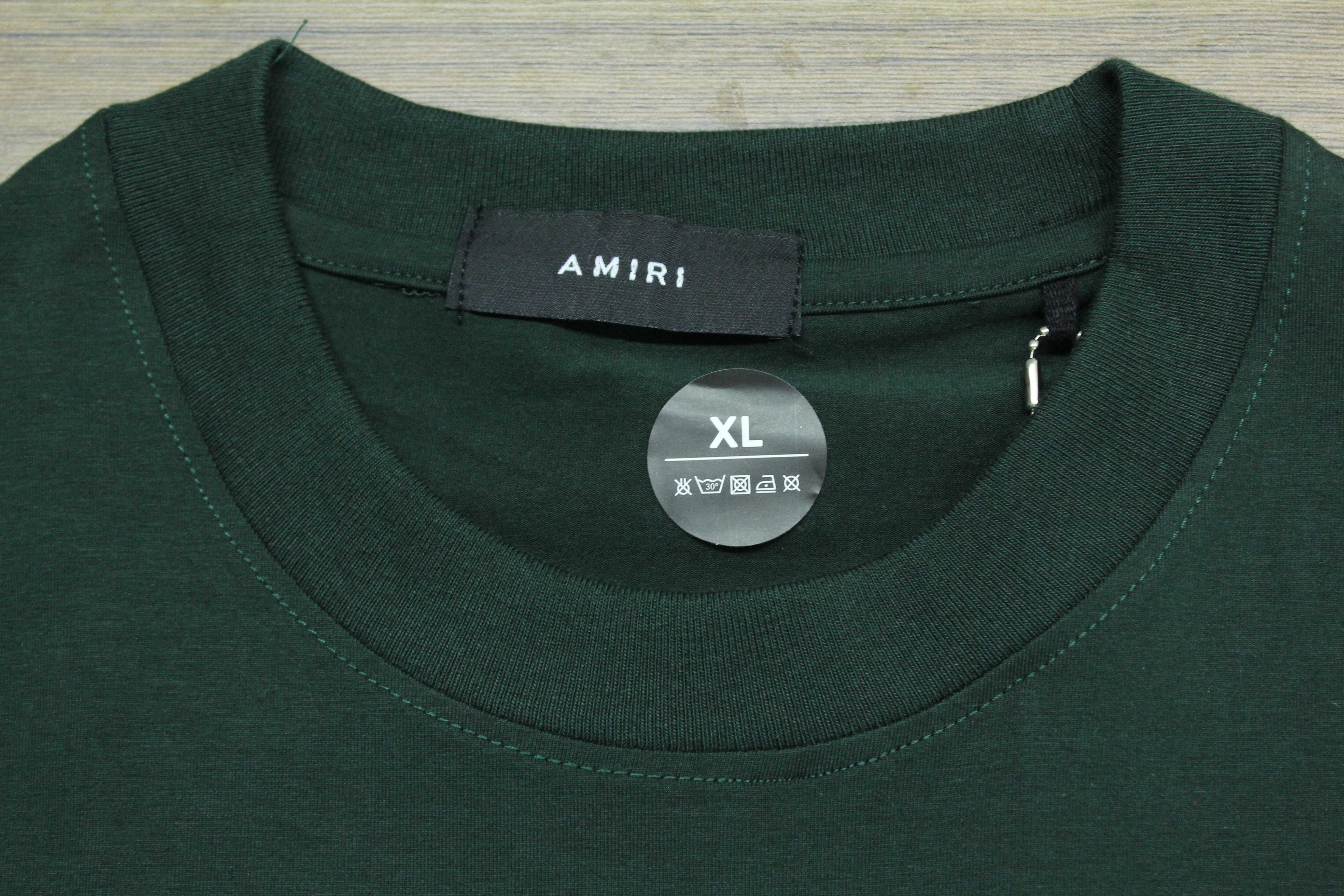 Camiseta Heavyweight Verde Oscuro Monograma Texturizado — Bordado Premium | JULALE DROP 01
